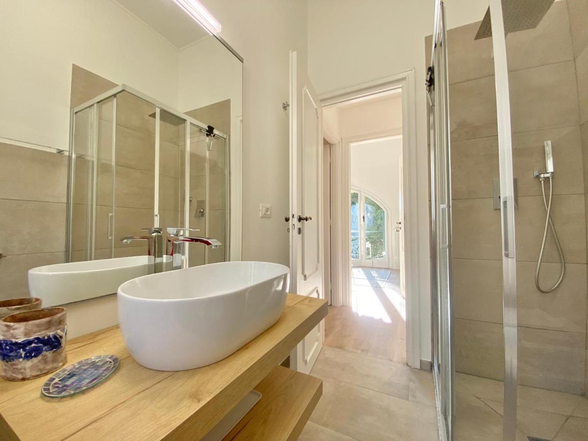 Casaviva-Stylish Trilo With Ac-Shared Pool-Parking Διαμέρισμα Γένοβα Εξωτερικό φωτογραφία